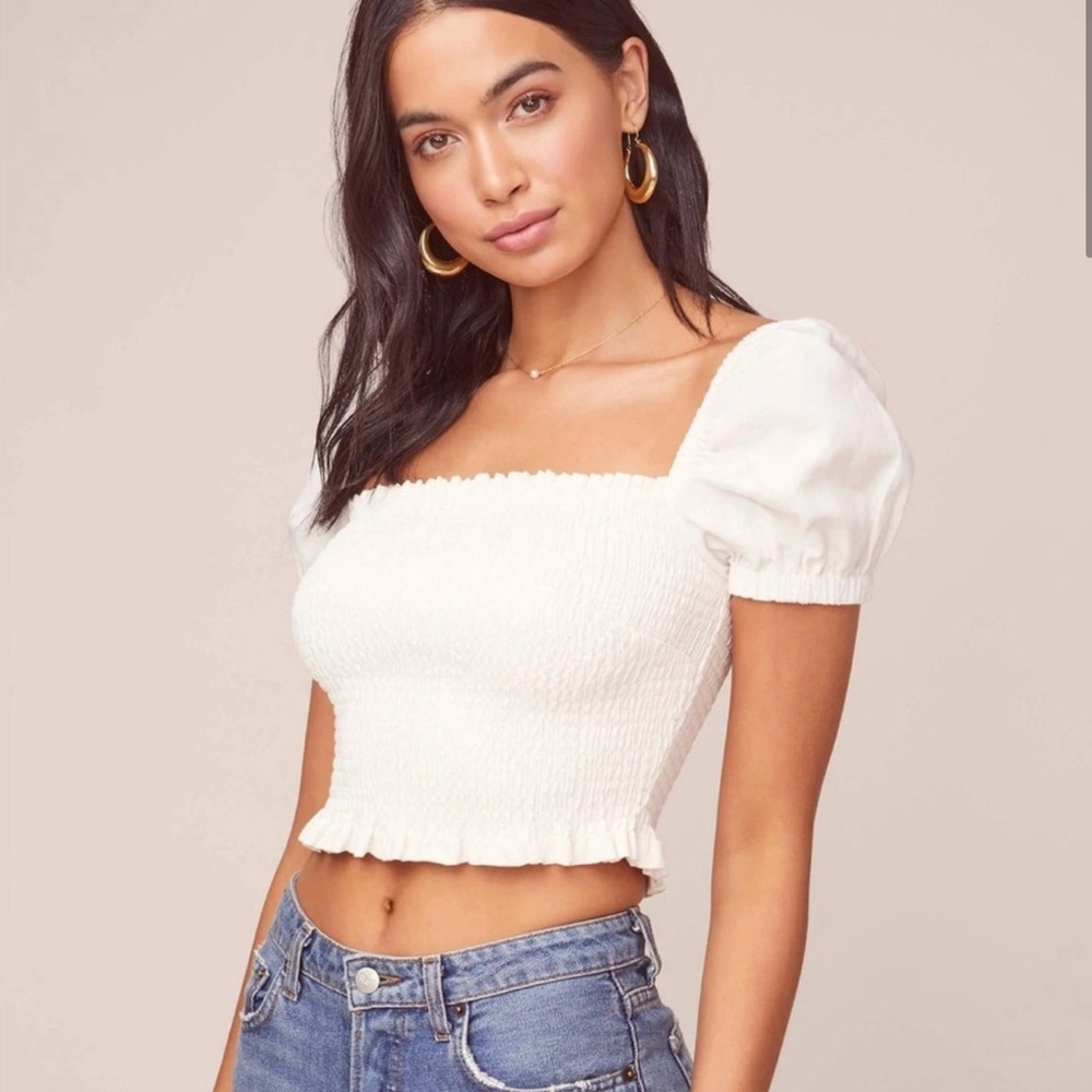 ASTR Puff Sleeve Smocked Crop Top